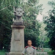 Николай Богушов