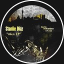 Stanlie Diaz - Alien Original Mix