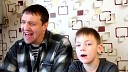 Вячеслав Антонов - Отец с сыном ждут освобождения мамы с…