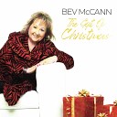 Bev McCann - When Christmas Comes To Town