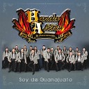 Banda Arenal de Paracuaro Gto - Un Beso