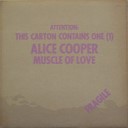 Alice Cooper - Man With The Golden Gun