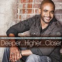 Thom Washington The Christian Community Center Cathedral Voices feat Joy… - Its The Anointing Breaking Through feat Joy…