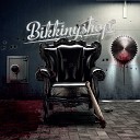 Bikkinyshop - The King Is Dead