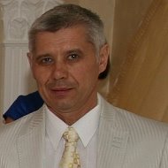 Михаил Светлаков