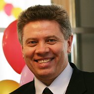 Юрий Иванов