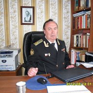 Валерий Нахов