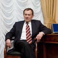 Владимир Семенцов