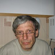 Борис Лариков