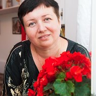 Елена Старовойтова