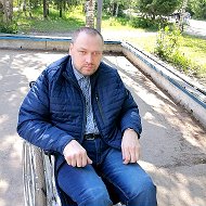 Михаил Лобанов