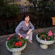 Нина Коломыцева-радченко