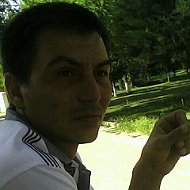 Михаил Бешадов