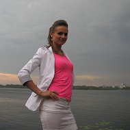 Лена Новоселова