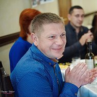 Александр Максименко