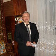 Юрий Коновалов