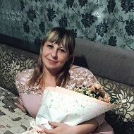 Танюша Попова