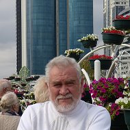Сергей Диженин