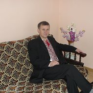Володимир Косар