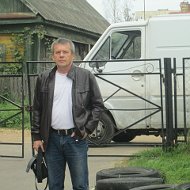 Дмитрий Апенченко