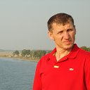 Юрий Завьялов