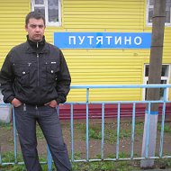 Юрий Ханов