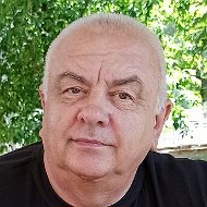 Павел Чалов