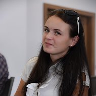 Анна Азанович