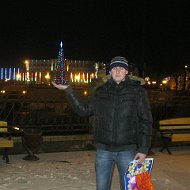Олег Семенец