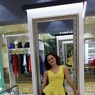 Irina Shopping