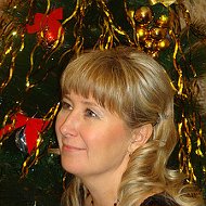 Алёна Романова