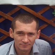 Виталий Сырцов