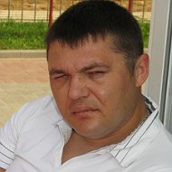 Андрей Янушко
