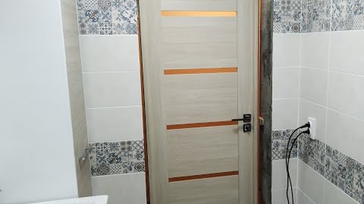 Полная установка межкомнатной двери в ванной комнате своими руками.