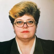 Елена Семенова