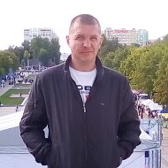 Юра Комяков