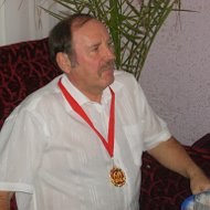 Валерий Петров