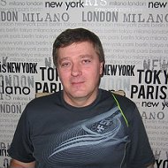 Олег Гольник