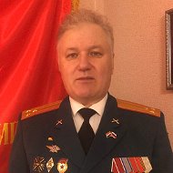 Валерий Салфетников