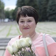 Юлия Сажнева