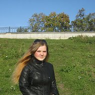 Наташа Коновaловa