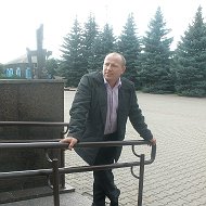 Дмитрий Гудков