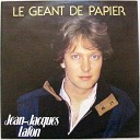 Le Geant de Papier