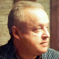 Олег Кулешов