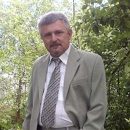 Александр Демеш