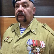 Константин Гурьянов