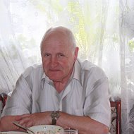 Виктор Степанов