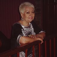 Наташа Званцева