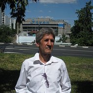 Олег Сахненко