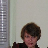 Юлия Серова